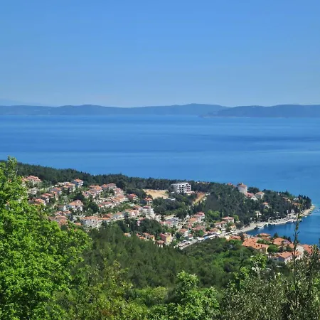 Appartamento Chantal-3 By Interhome