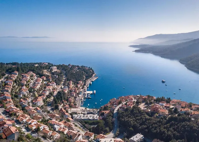 Apartment Chantal-3 By Interhome