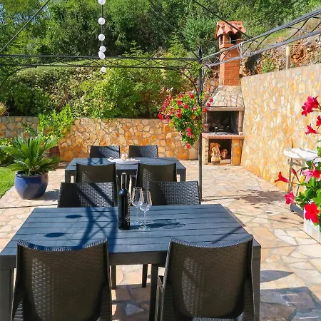 Apartment Chantal - Rac152 By Interhome *